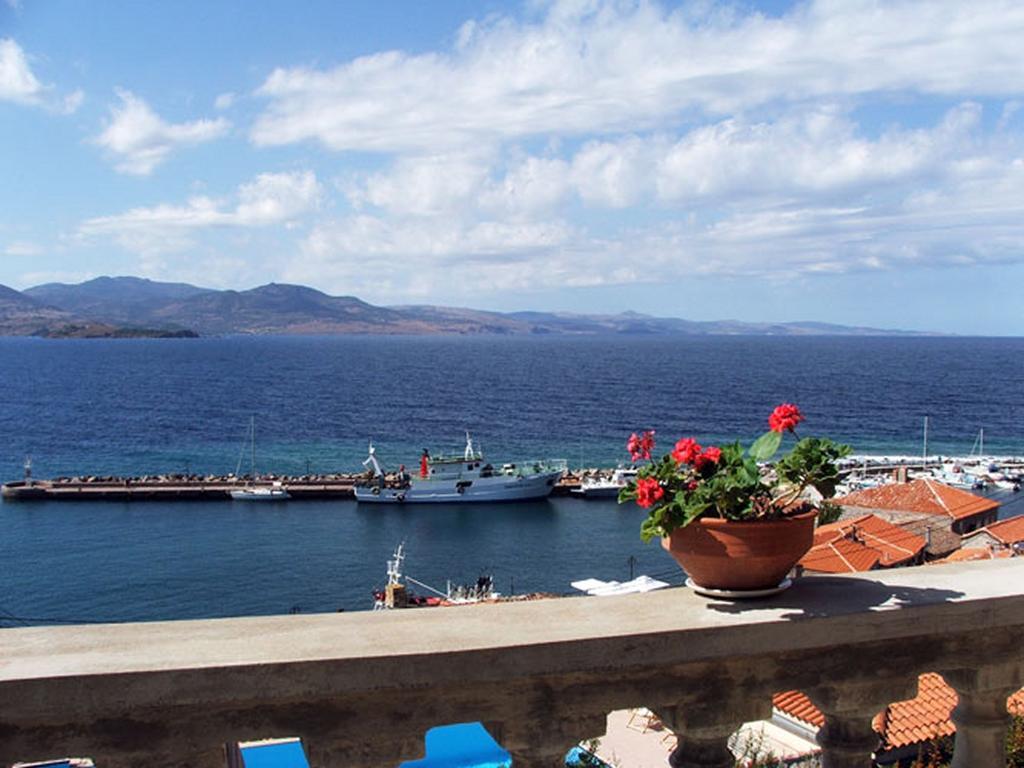 V. Molova, Molyvos, Lesvos Villa Mithymna Eksteriør billede